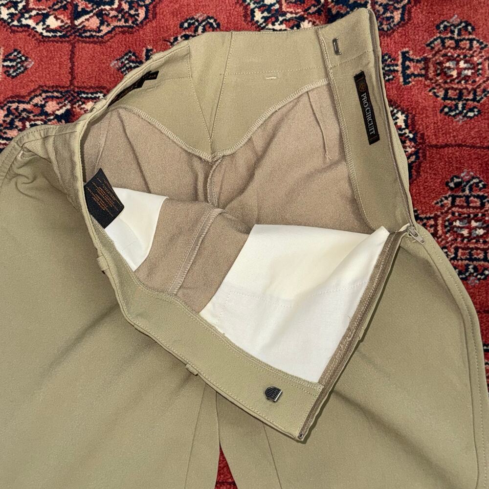 Ariat Pro Series‎ 24R Tan Equestrian Riding Pants in PRISTINE CONDITION - Picture 4 of 9